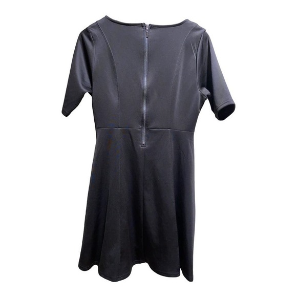 Black Torrid Skater Dress.  Size 0.  Deep Pockets.  Polyester Spandex. - Picture 2 of 5